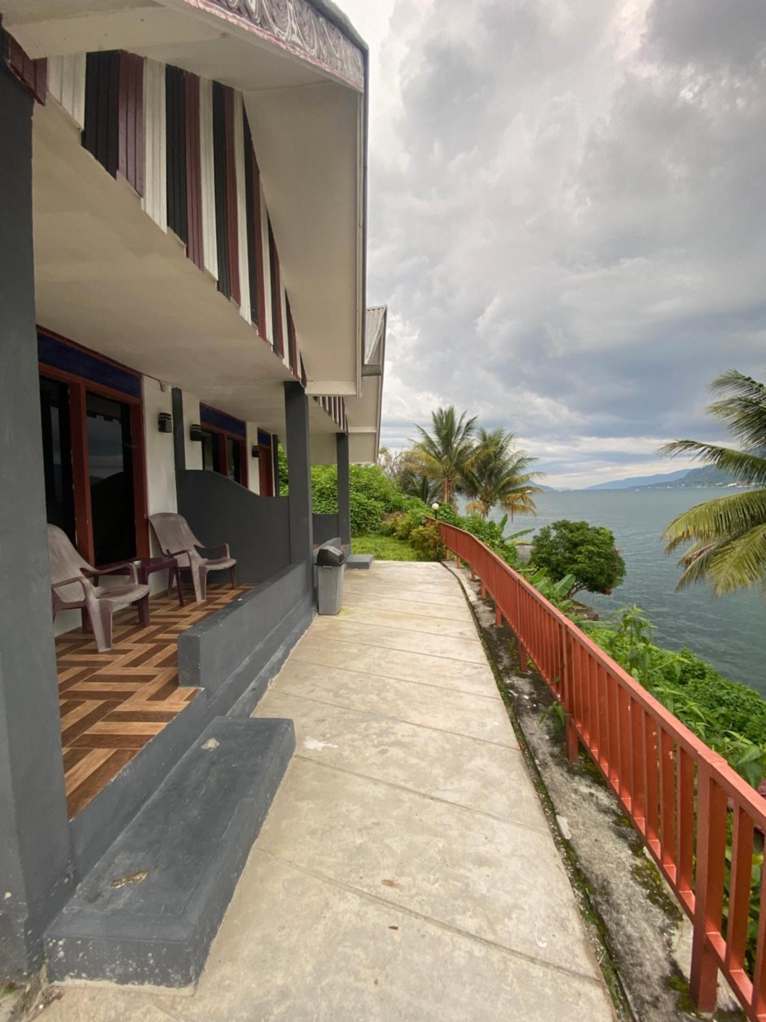 Vandu'S View Guest House & Restaurant Tuk Tuk Exteriér fotografie